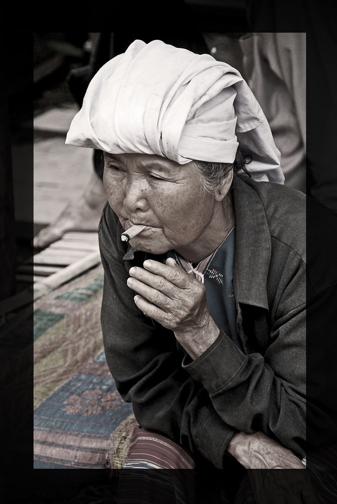 WhiteKaren Woman Thailand II