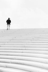 "white_stairs"