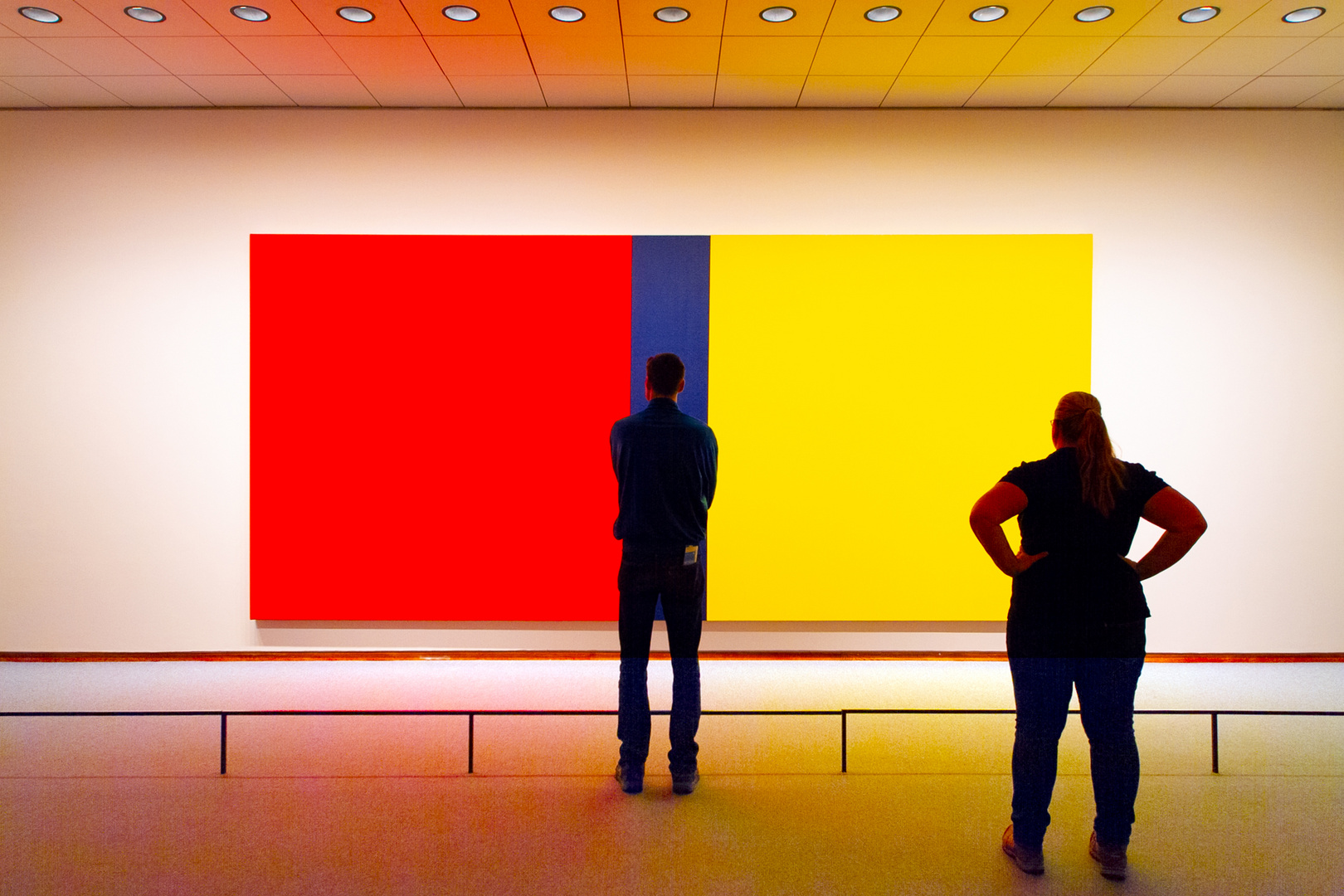 Who´s Afraid of Red, Yellow and Blue Foto & Bild monatswettbewerbe, 2022, 02 kontraste Bilder Who´s Afraid of Red, Yellow and Blue Foto & Bild monatswettbewerbe, 2022, 02 kontraste Bilder