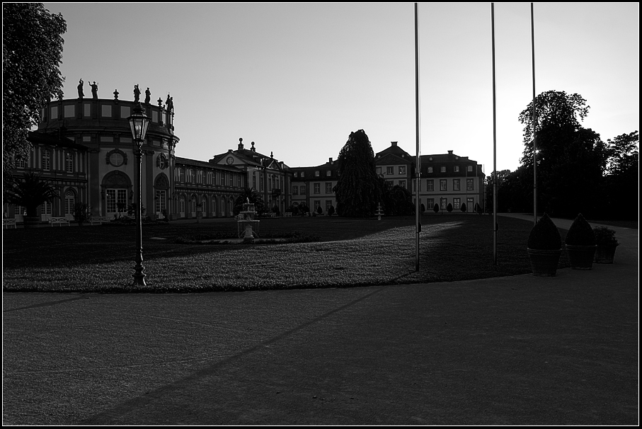 WI-biebrich_schlosspark