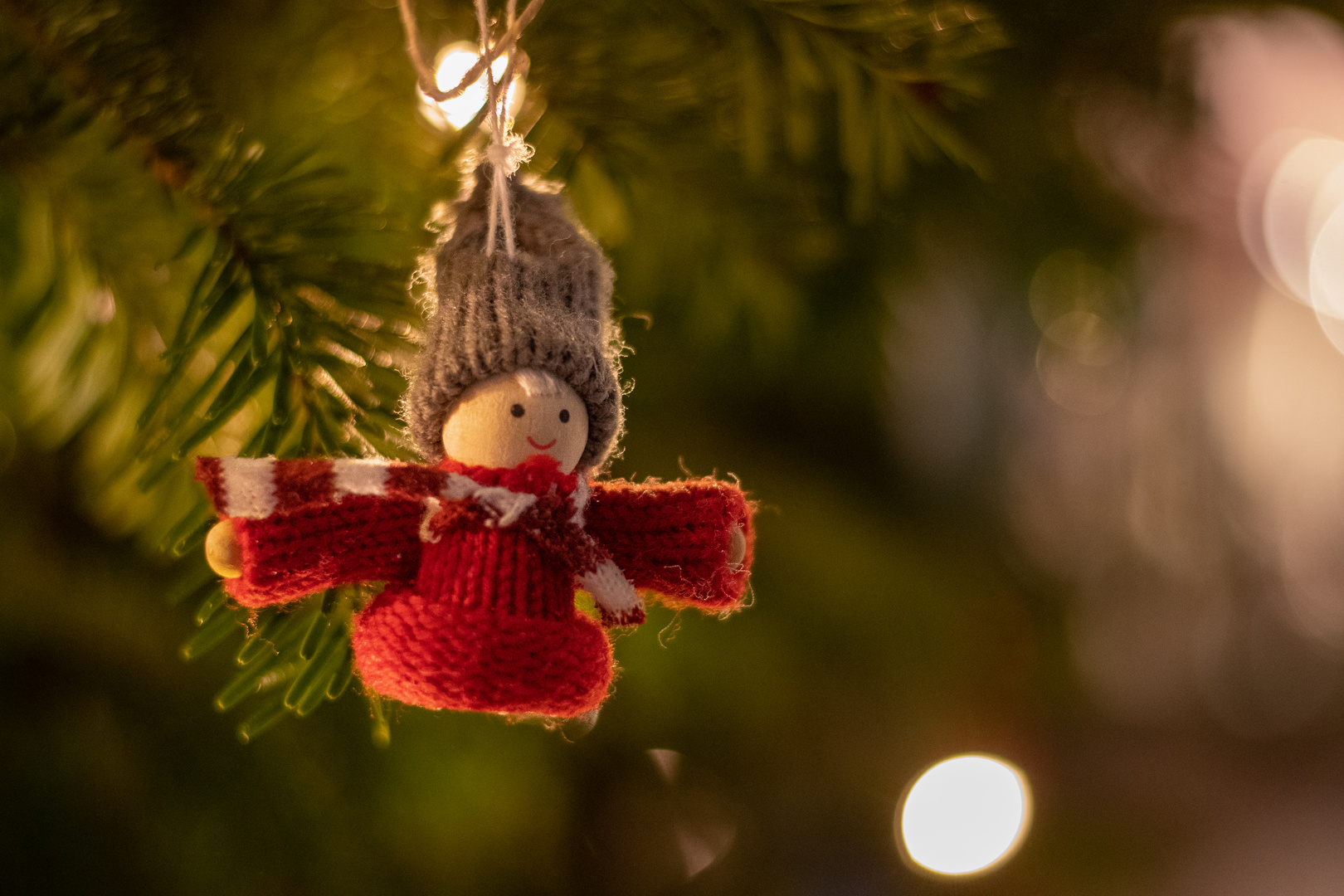 Wichtel am Weihnachtsbaum