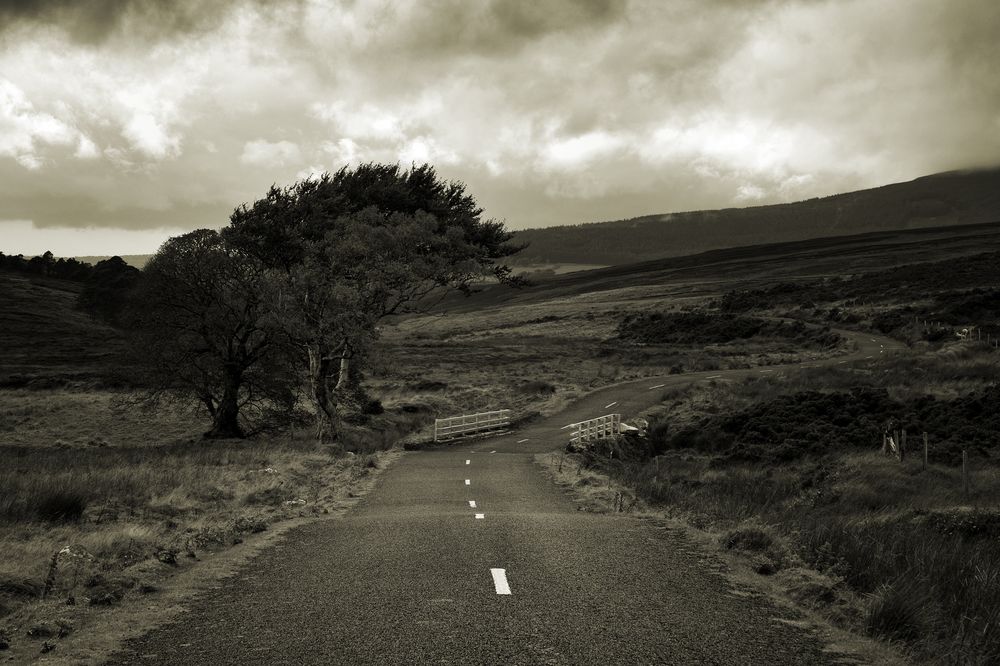 Wicklow Mountains - road to nowhere von realmacgyver 