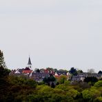 Widdert, ein Ortsteil in Solingen mit der ev. Kirche.