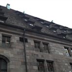 wie dazumal  :Dachfenster in Nürnberg 