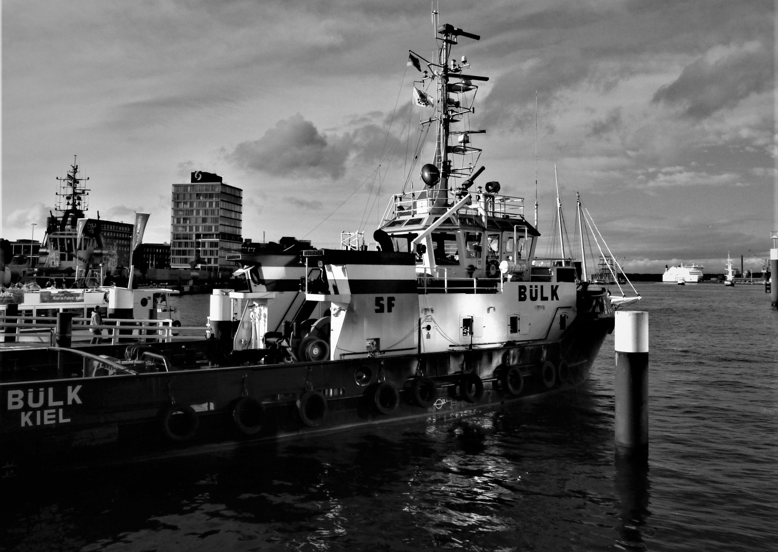 Wie dazumal - Der Schlepper Bülk in Kiel