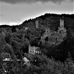 Wie dazumal - Die Manderscheider Burgen mit Ober- und Niederburg