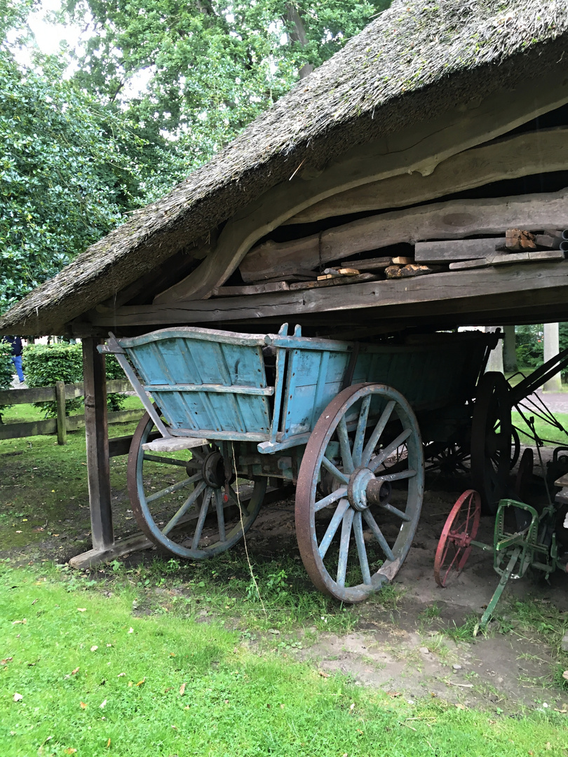 wie dazumal - hölzerner Wagen