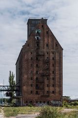 wie dazumal in Magdeburg am Wissenschaftshafen 