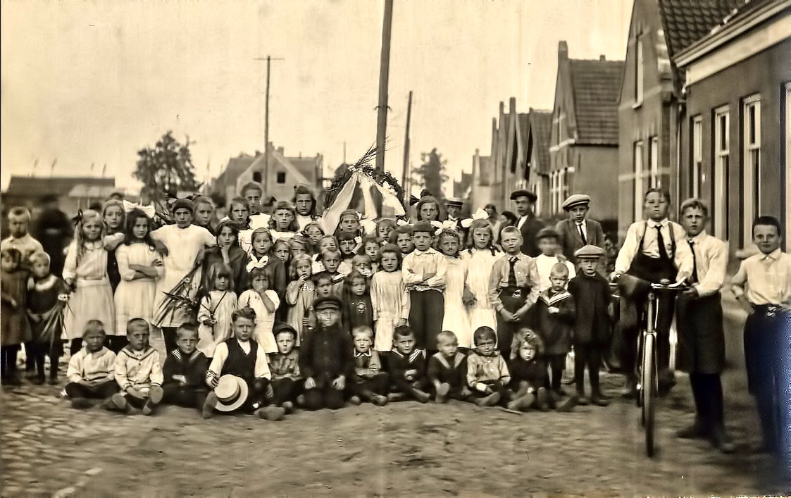 wie dazumal - Kinder 1924 Roosendaal