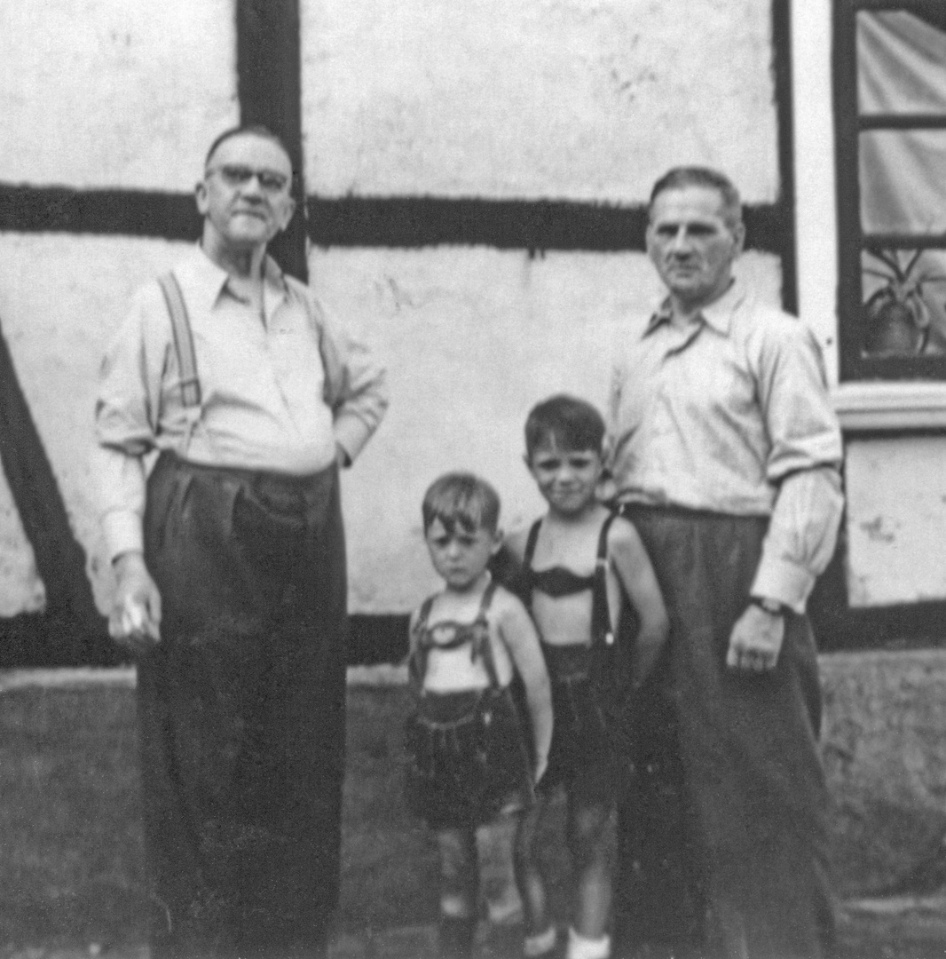  Wie dazumal - Mein Opa (rechts) und ein Onkel auf Besuch