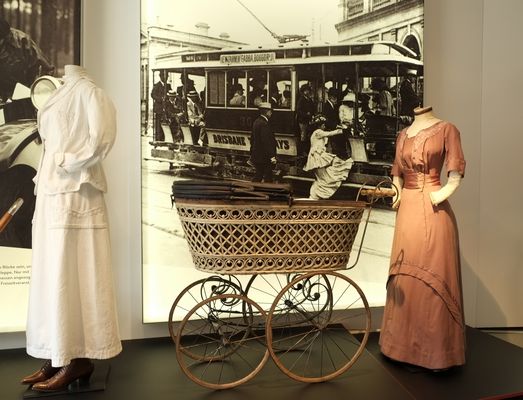 *wie dazumal*  -  Mode um 1900