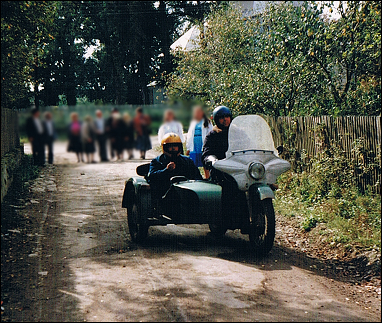 Wie Dazumal -Motorrad mit Beiwagen 