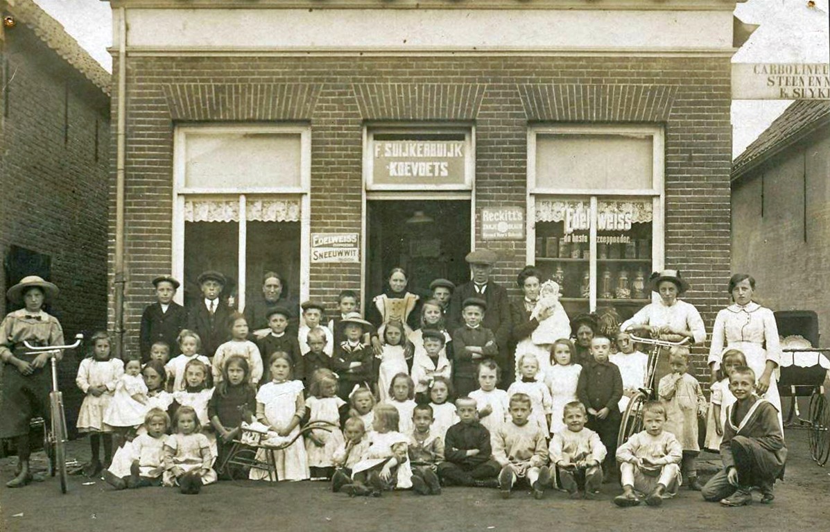 wie dazumal -  Straßenkinder 1915