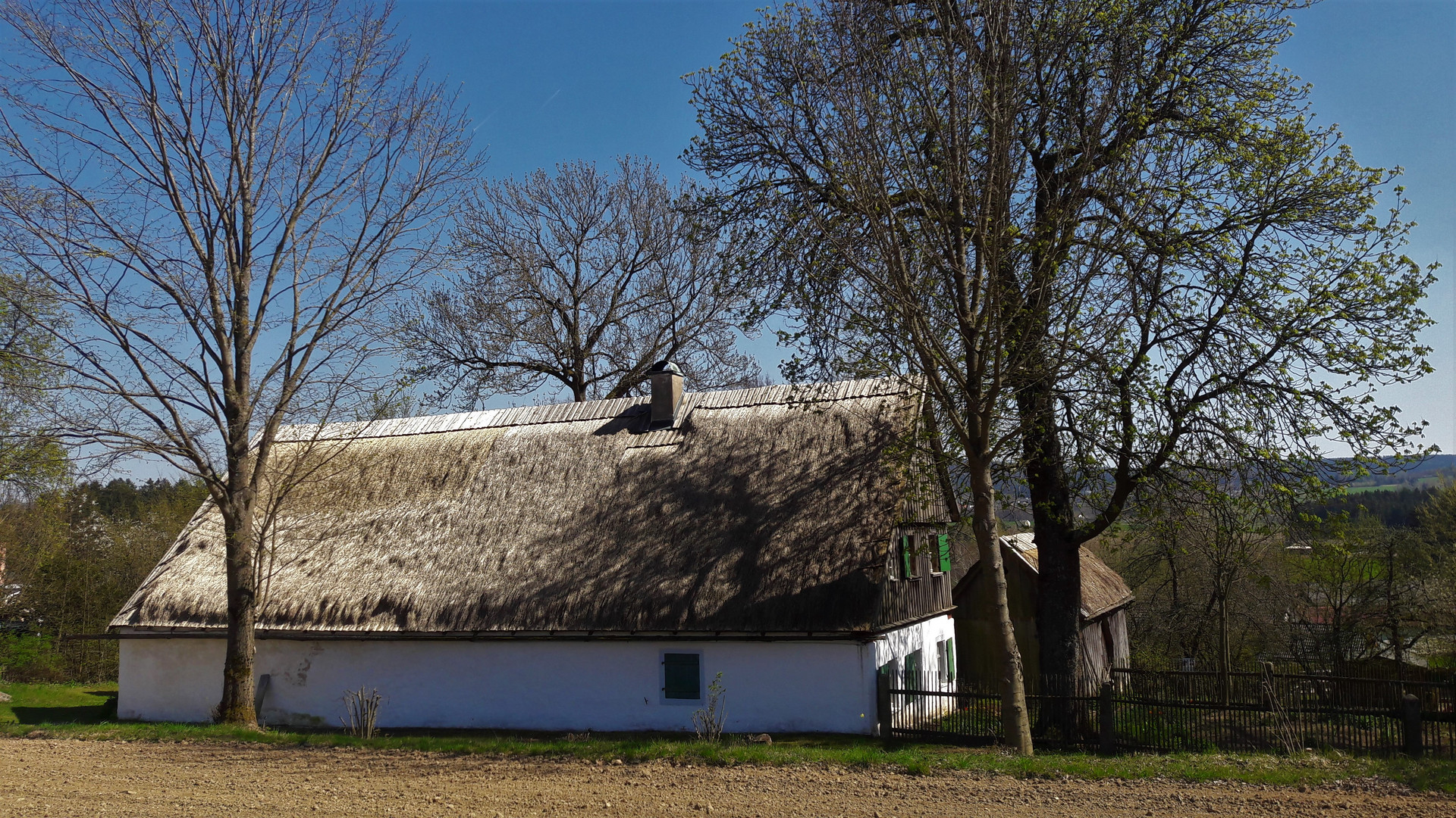 wie dazumal :Strohdach Bauernhofmuseum Kleinlosnitz