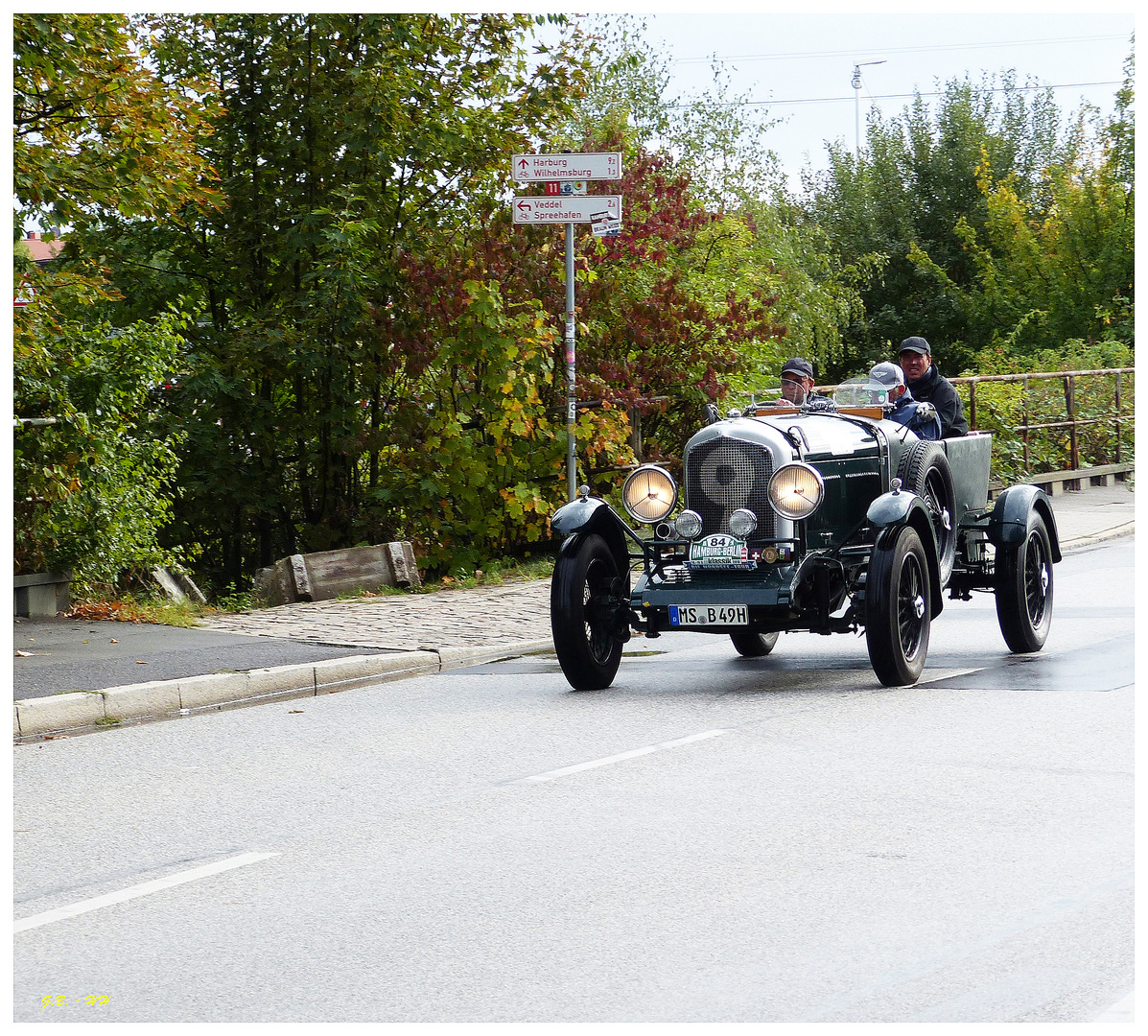 wie dazumal...."Oldies on tour" auf Hamburger Strassen......