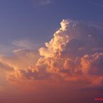 Wie ein Vulkanausbruch, in der Eifel!?......... (Foto II, um 19:35 Uhr)