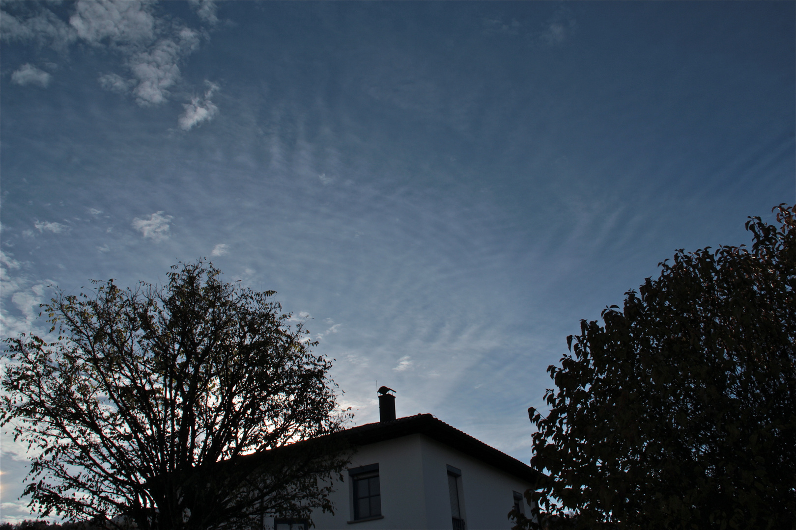 Wie entstehen solche Wolkenformationen???