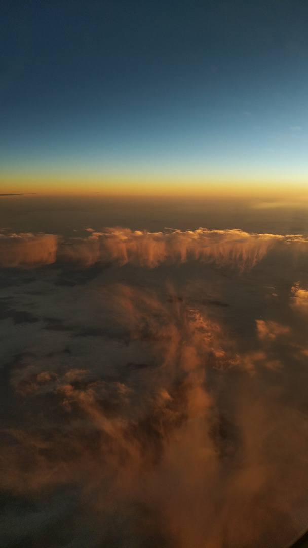 wie jeden Montag.... wieder im Flieger unterwegs 01