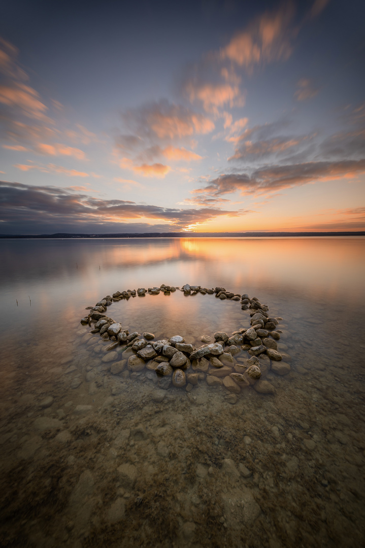 ... wie Leute dich behandeln wirkt sich auf ihr Karma aus, wie du reagiert auf deines. (Wayne Dyer)