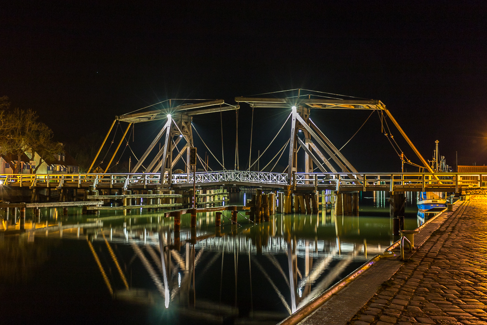 Wiecker Brücke bei Nacht 2