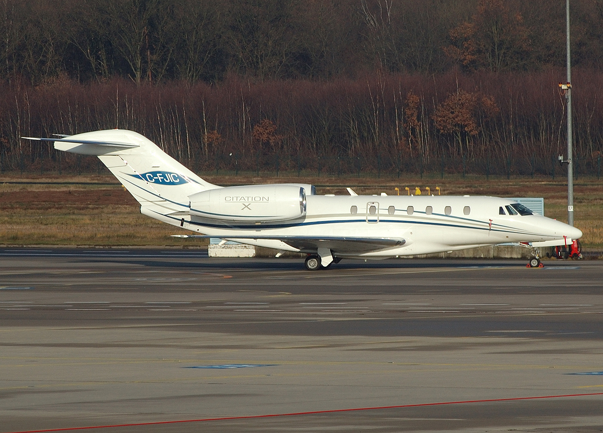 Wieder ein kanadischer Biz-Jet in Köln/Bonn