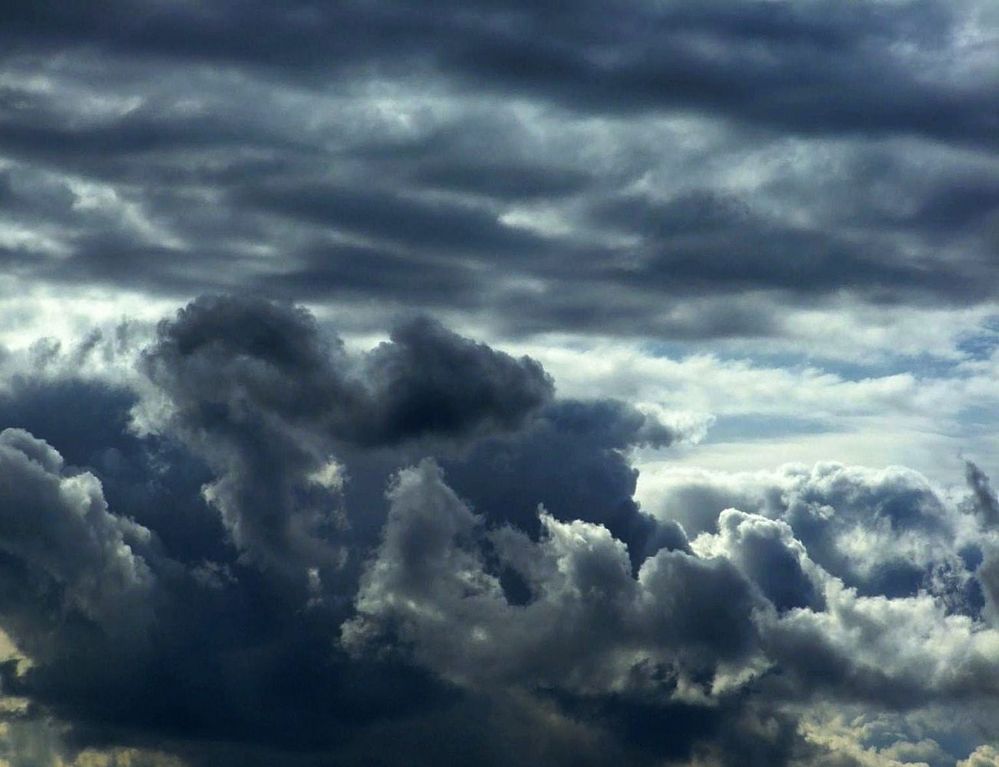 Wieder einmal braut sich eine Unwetterfront zusammen......