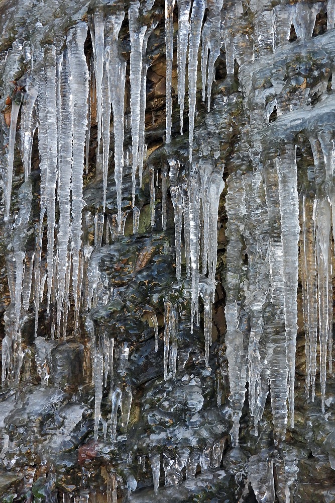 Wieder einmal Eis – Diamanten an vielen Stellen im Weiltal 08