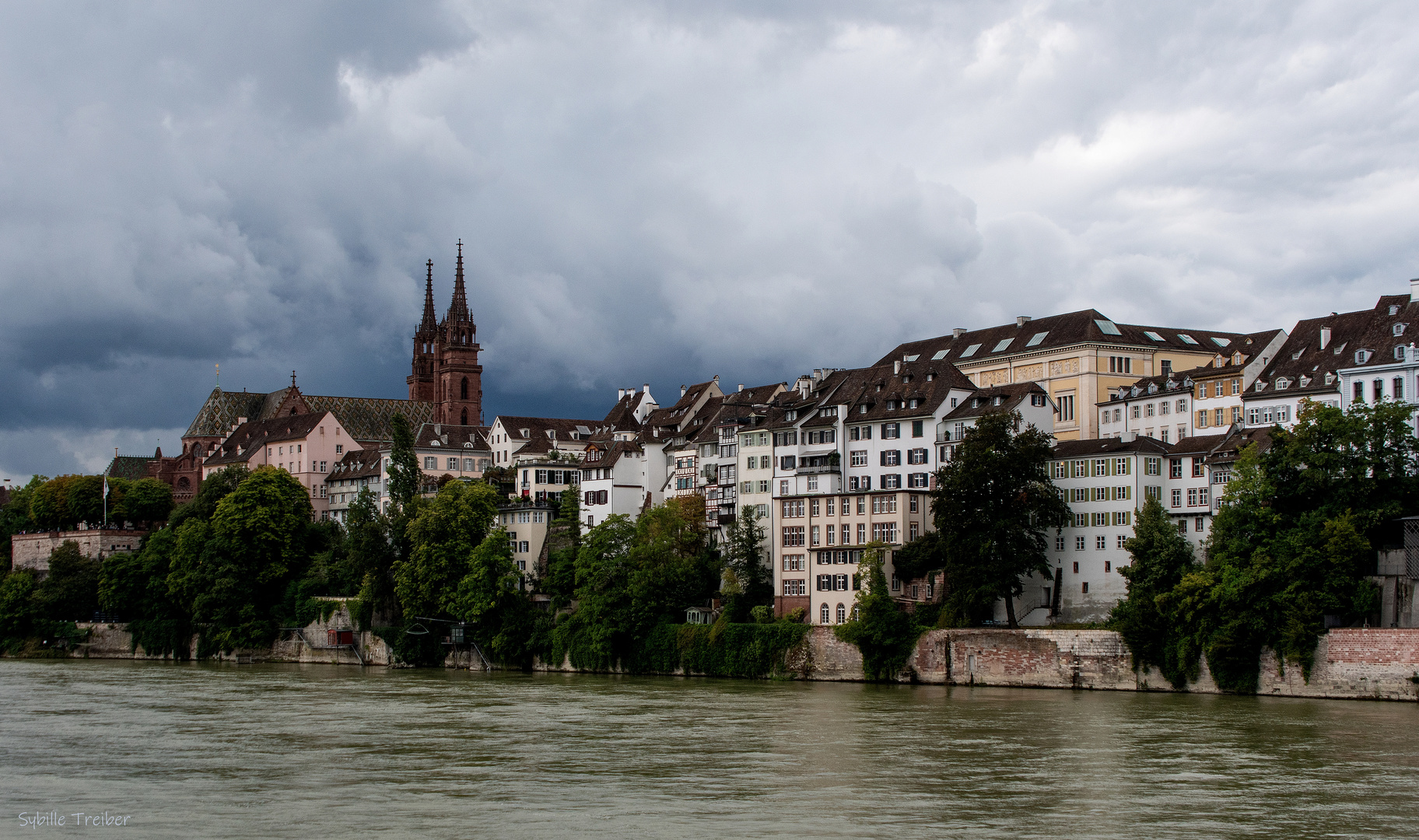 Wieder mal dicke Wolken