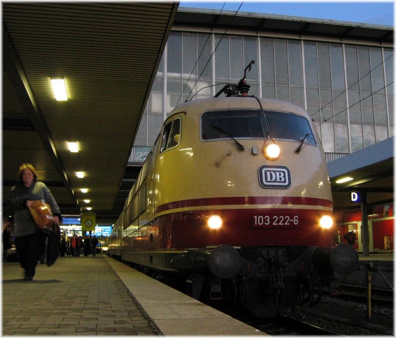 ... wieder mal eine 103er im Hbf