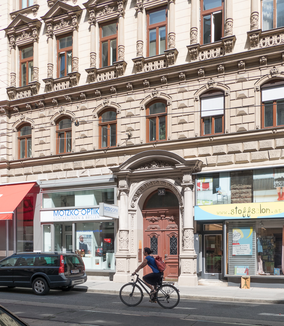 Wien 7. Bezirk, Westbahnstraße 38