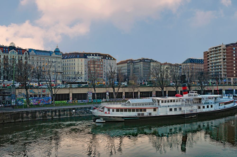 Wien  am  Donaukanal