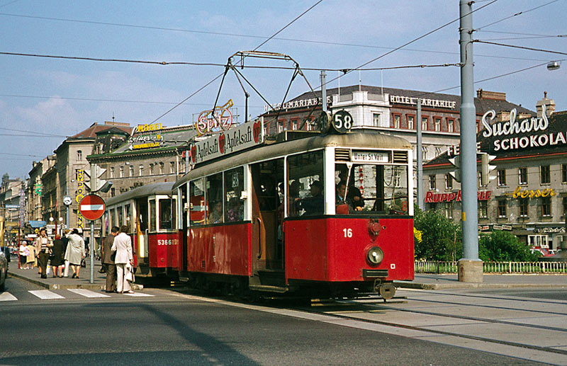 Wien, am Westbahnhof, 1973