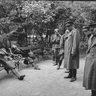Wien, April 1945, meine Grossvater (dritte von rechts)