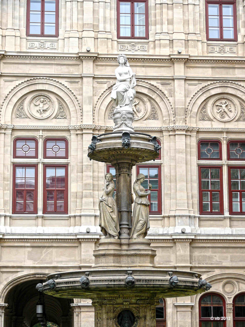 Wien - Brunnen an der Oper