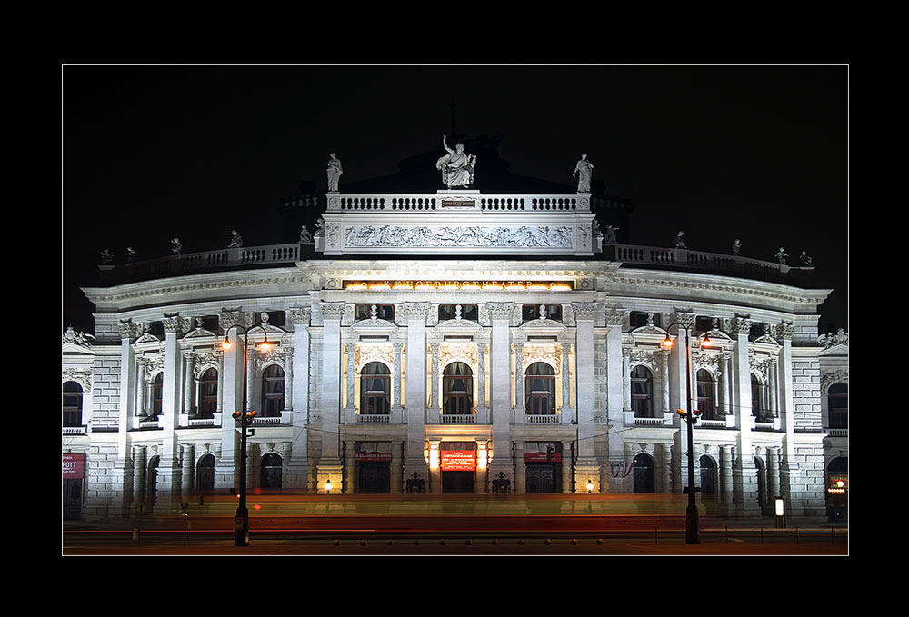 Wien - Burgtheater bei Nacht