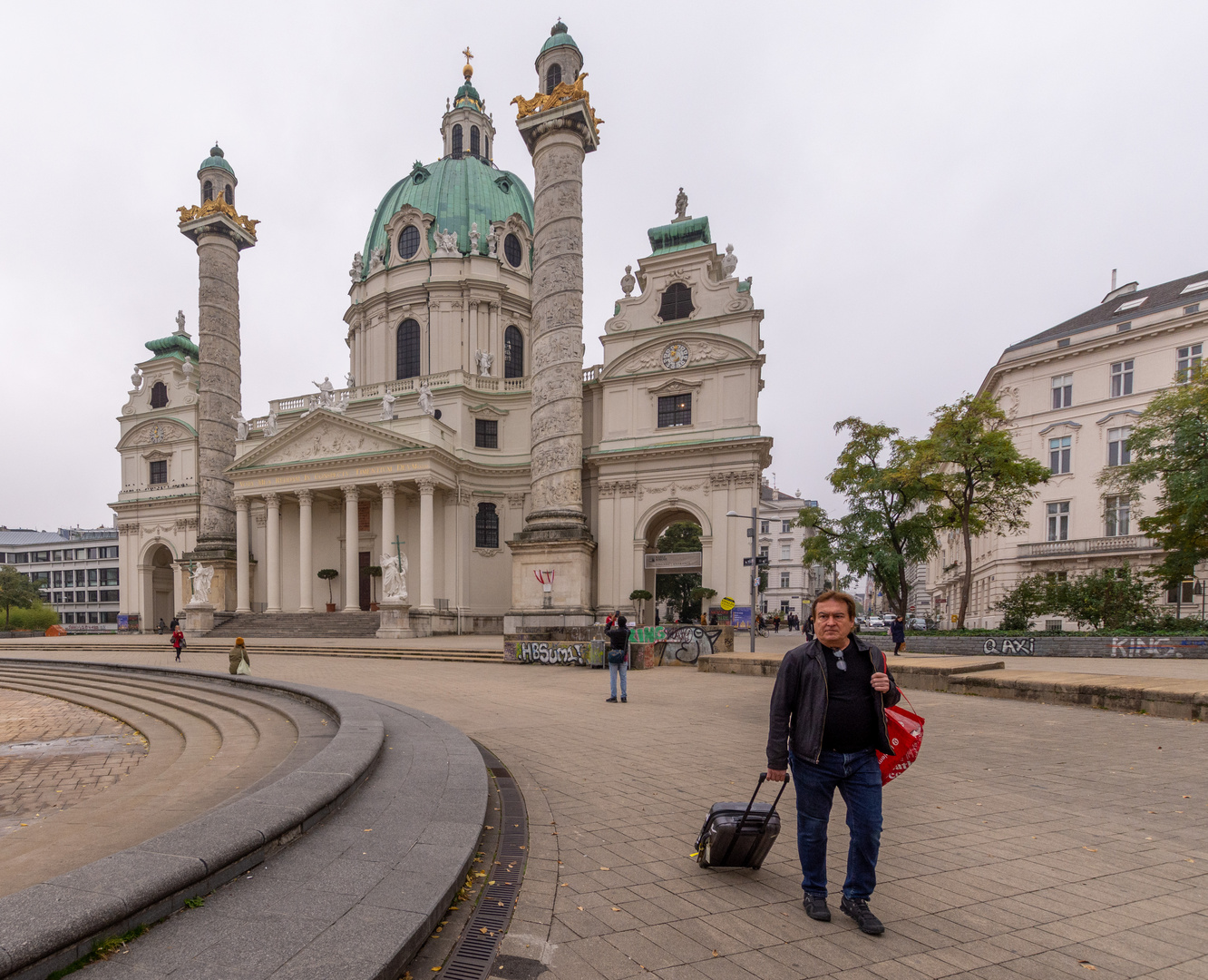 Wien Innenstadt - Karlsplatz - Karlskirche - 05