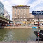 Wien Innenstadt - Schwedenbrücke - Donau River - Wolfgang Schmitz Promenade - 01