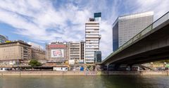 Wien Innenstadt - Schwedenbrücke - Donau River - Wolfgang Schmitz Promenade - 02