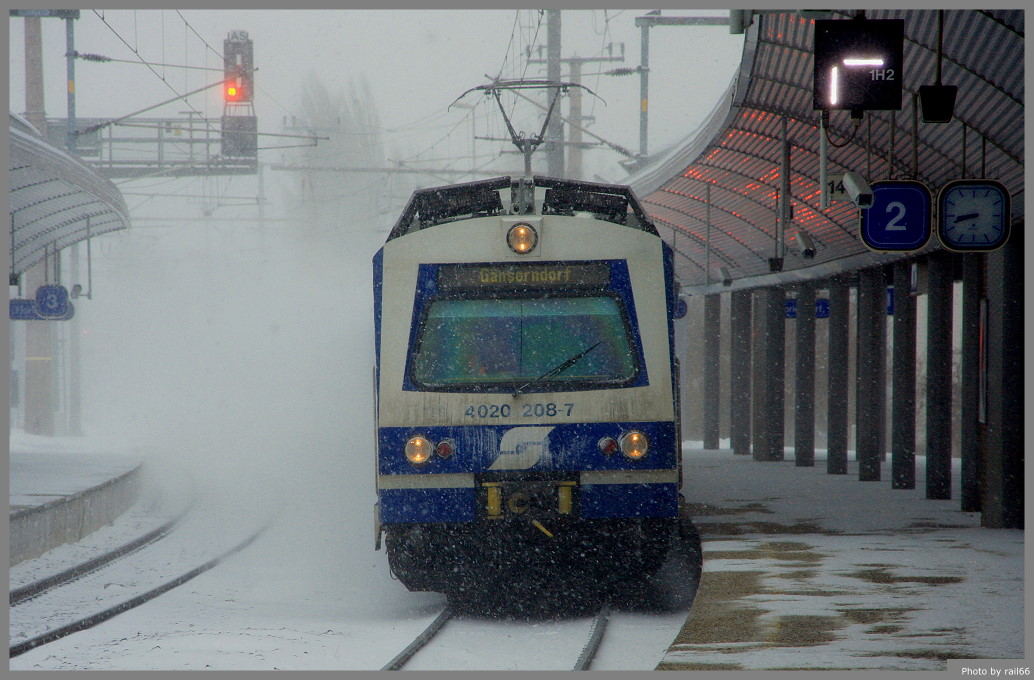 Wien: Schneefall, starker Wind, -3 Grad Celsius