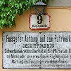 Wien - Warnung an Fußgänger