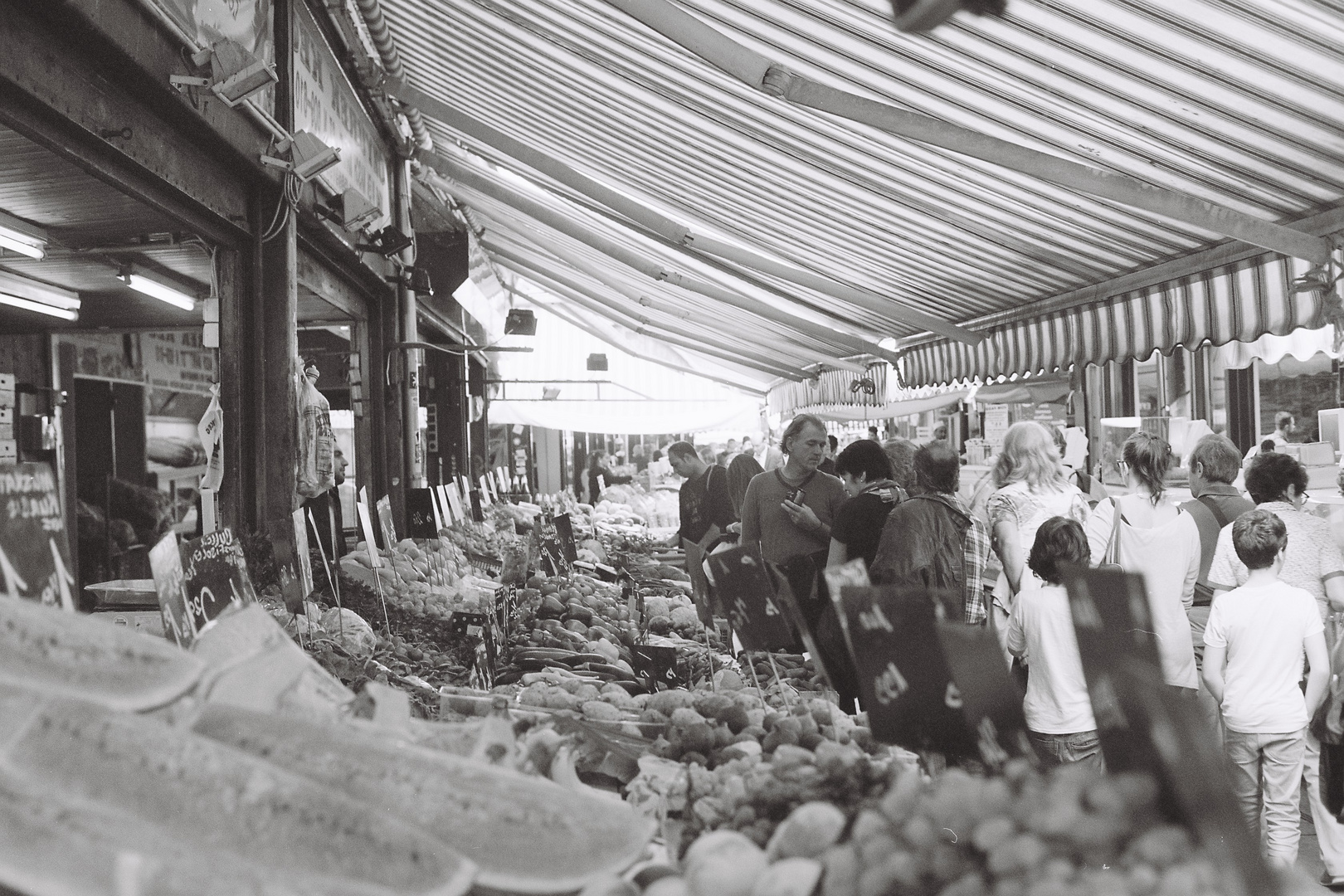 Wiener Naschmarkt