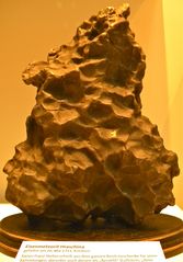 Wiener Naturhistorisches Museum, der erste Meteorit (Foto 1von 2)