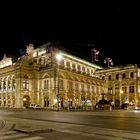 Wiener Oper bei Nacht