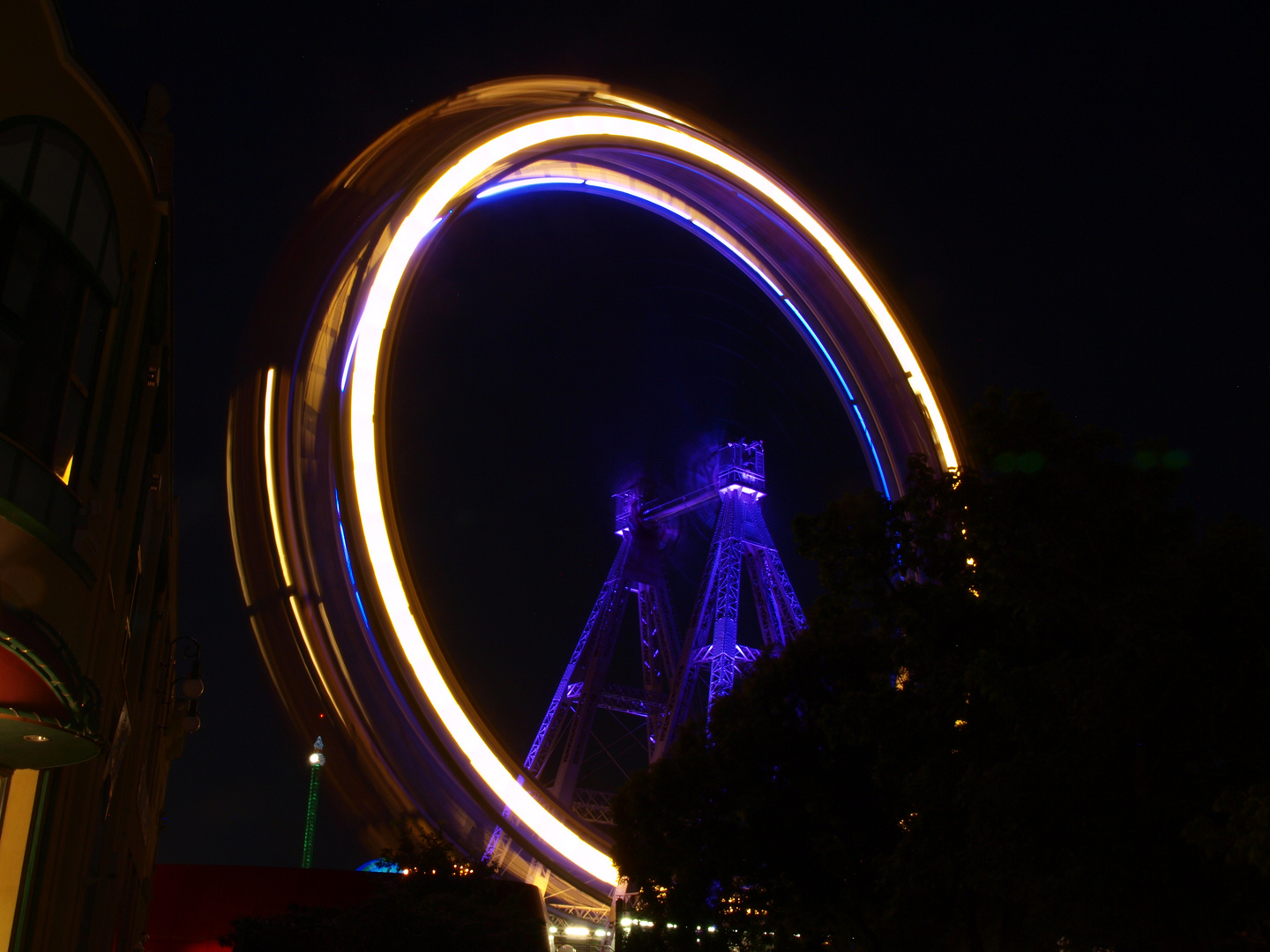 Wiener Riesenrad bei Nacht