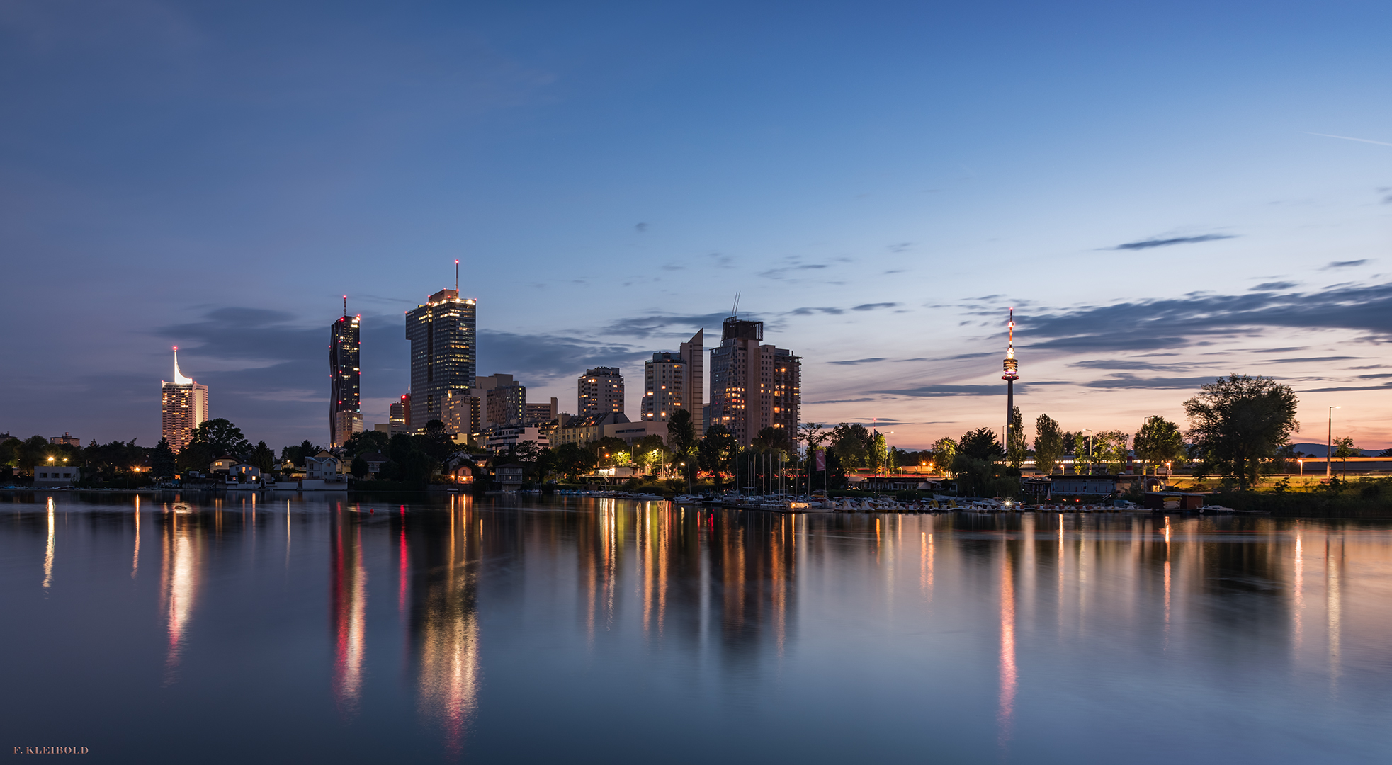 Wiener Skyline vom Donauufer