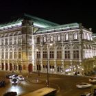 Wiener Staatsoper bei Nacht