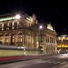 Wiener Staatsoper mit Tramway