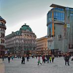 Wiener Stephansplatz, Haas-Haus mit Spiegelung vom Dom