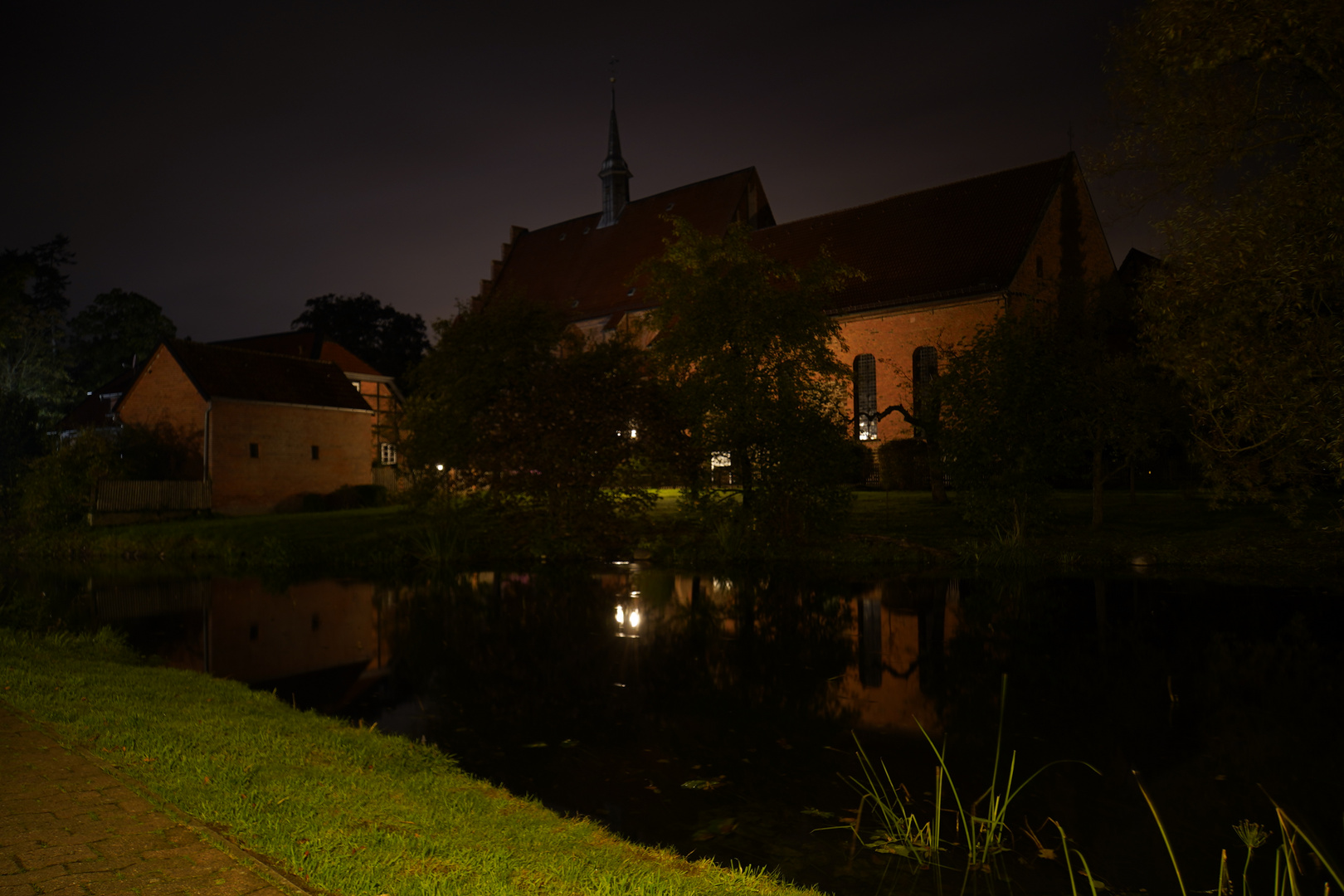 Wienhausen bei Nacht