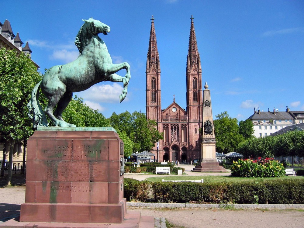 Wiesbaden, Luisenplatz mit der St.Bonifatiuskirche